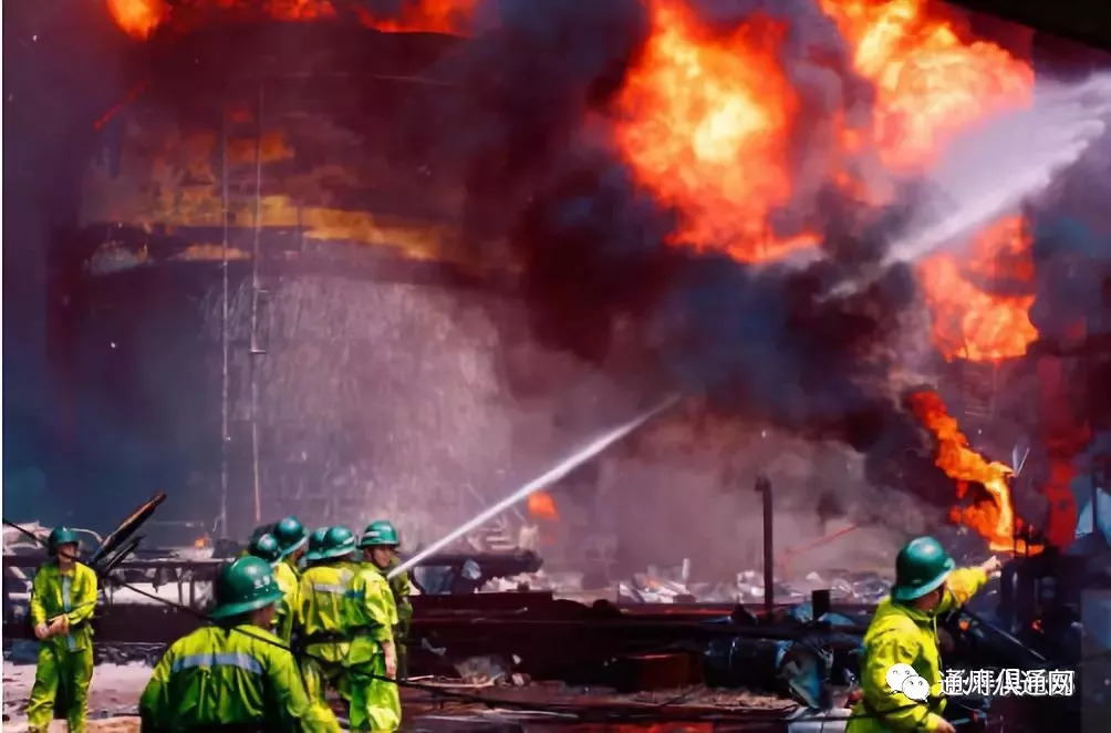 北京东方化工厂特大爆炸火灾扑救摄影纪实!