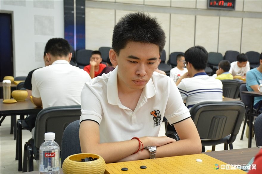 国家围棋队选拔战罢两轮李维清韩一洲等二连胜