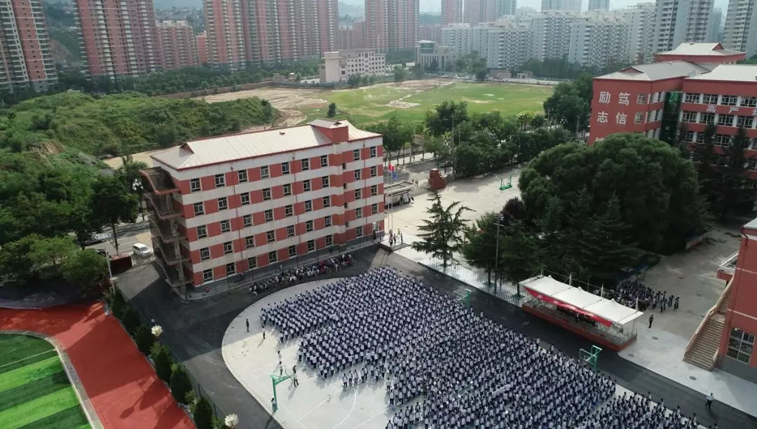 兰州五十八中(兰炼一中)举行新学期开学典礼