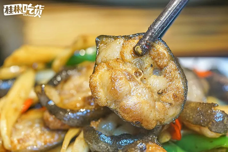 这家牛肉火锅店"大变身",竟然还有三吃娃娃鱼?