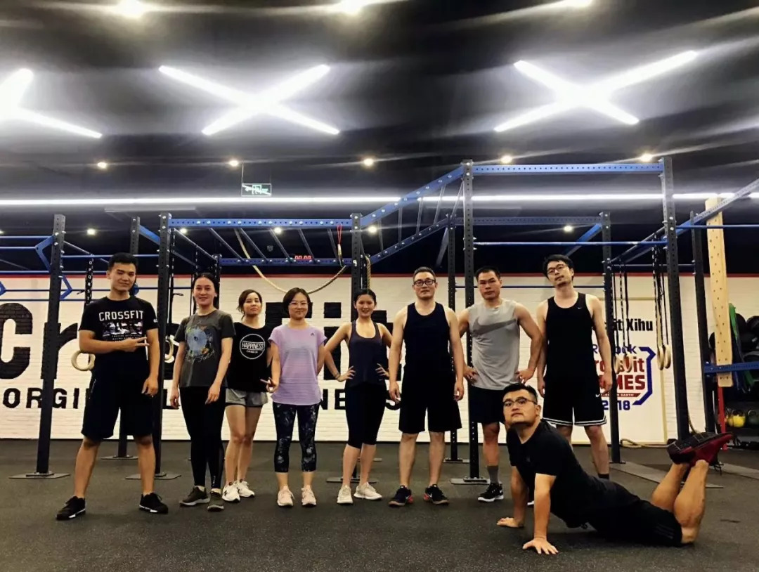 风雪王总参加crossfit训练