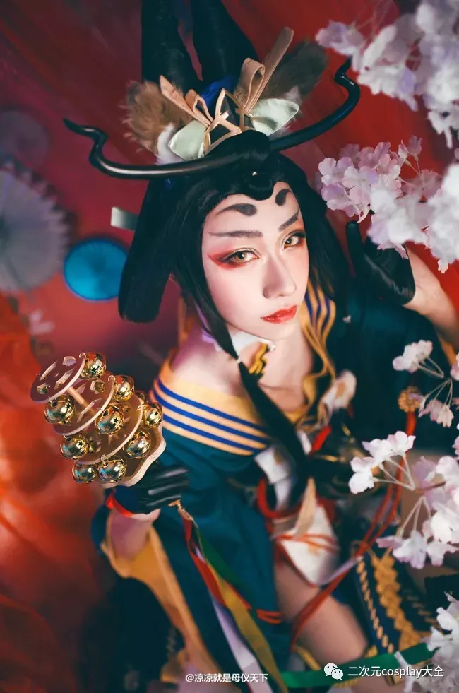 《阴阳师手游》玉藻前,唯美惊艳,好一个绮丽的绝代之妖cos