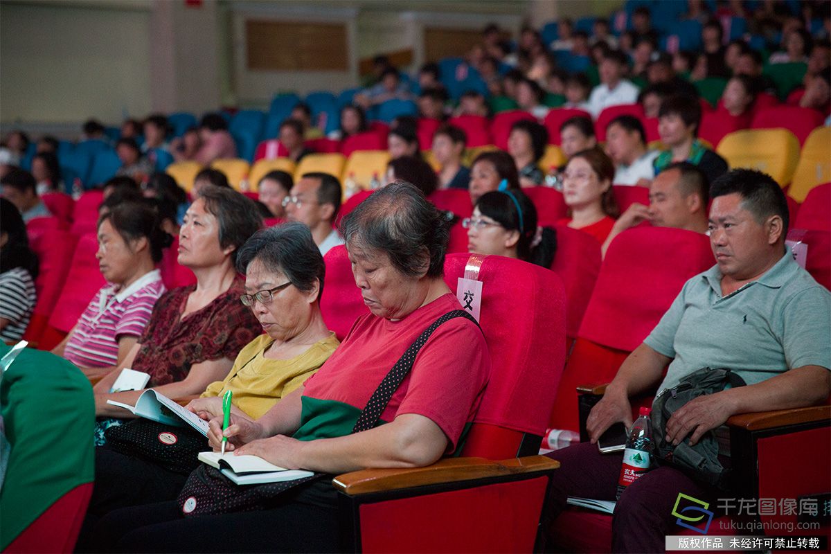 北京流动人口多少人_2020人口普查多少人(3)