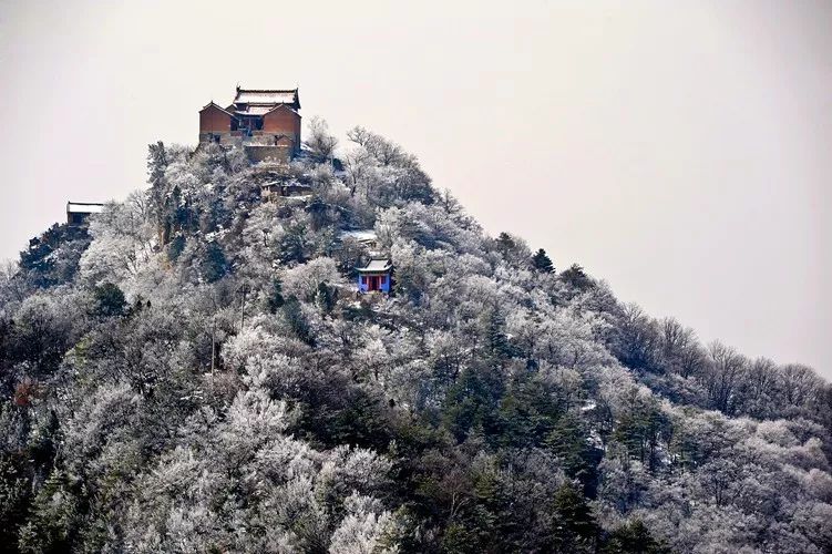 小尖山最适合情侣旅行的几个地方今天小编给大家推荐几个不妨留下你们