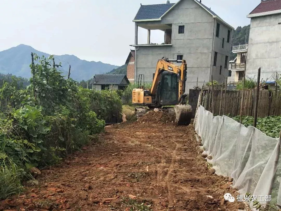 绕二镇▲新农村正在"三拆"及整治中▲新农村建设施工中银城街道▲新