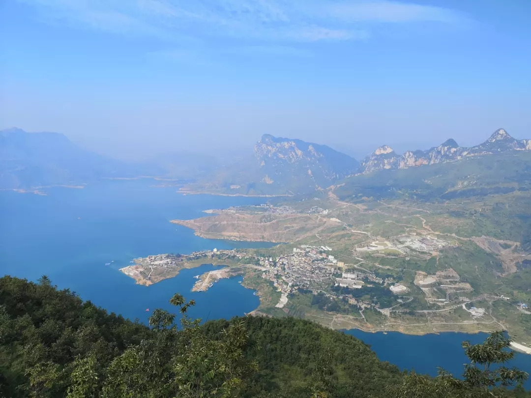 水上飞机等旅游项目,极大丰富了牂牁江风景名胜区的旅游业态,积极助推