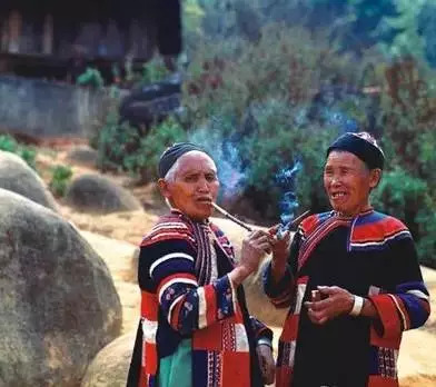 拉祜族人一生只办"三礼"