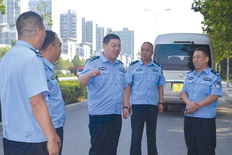 中原新闻网邯郸讯(记者李永伟 通讯员苗文金)8月27日,邯郸市交警支队