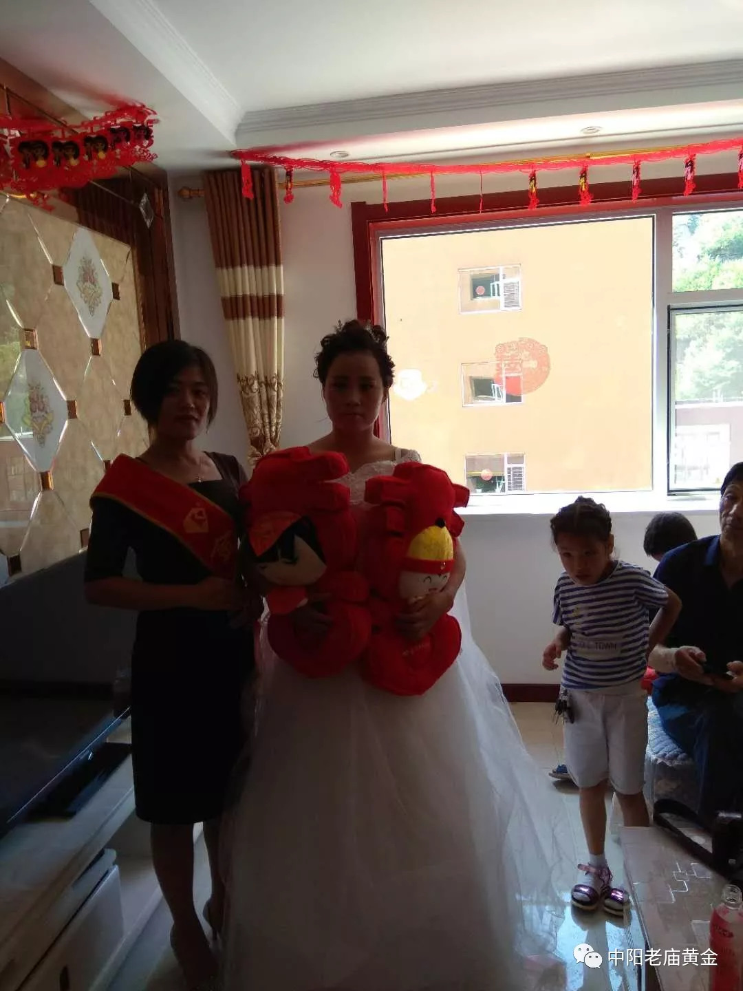 【老庙黄金】恭祝 武瑞明 杜丽婷俩位新人新婚快乐,百年好合!