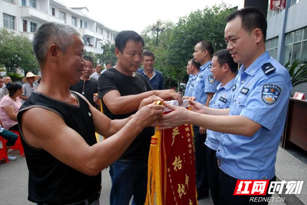 常德市汉寿县罐头嘴镇有多少人口_汉寿县酉港镇老照片(3)