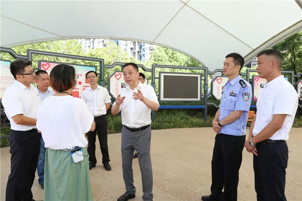 葛伟到仁皇山街道调研幸福邻里中心建设,城市精细化管理工作