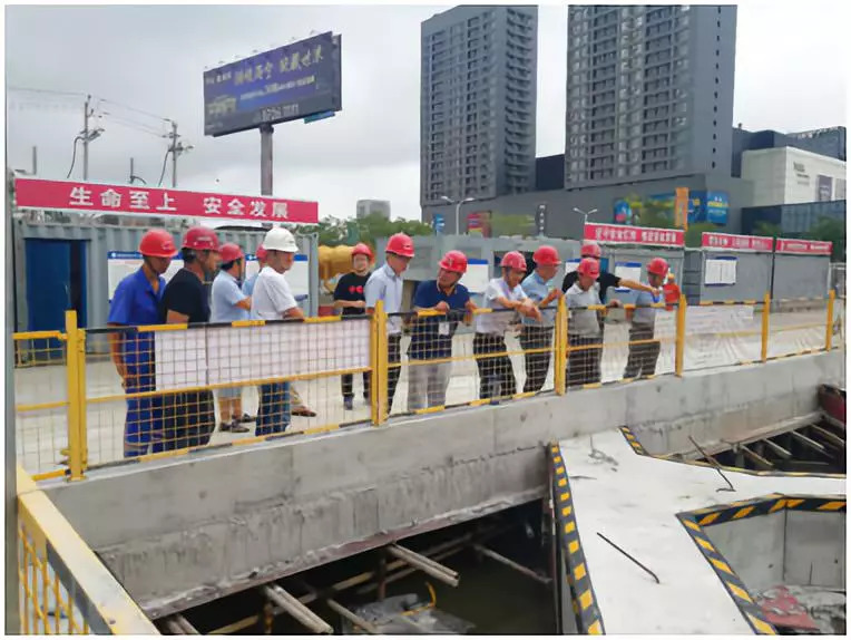 杭海城际铁路九标项目皮革城站 深基坑开挖节点验收顺利通过