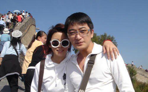 2006年,两人的女儿在加拿大温哥华出生,女儿的诞生也给恩爱的邵峰刘欣