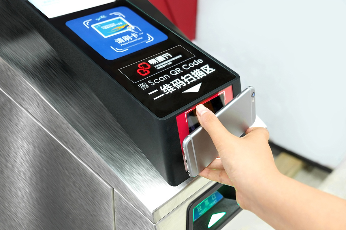 北京移动最近出了NFC一卡通 920联通版的可以用吗？