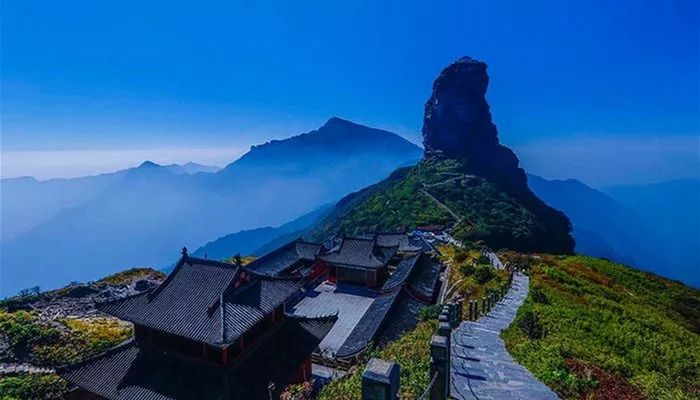 凤凰古城,沱江下游泛舟,巫傩神歌,【梵净山:蘑菇石,红云金顶】墨戎