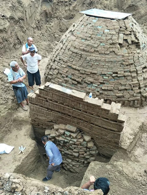 河北邱县发现一唐代古墓,出土文物70余件!