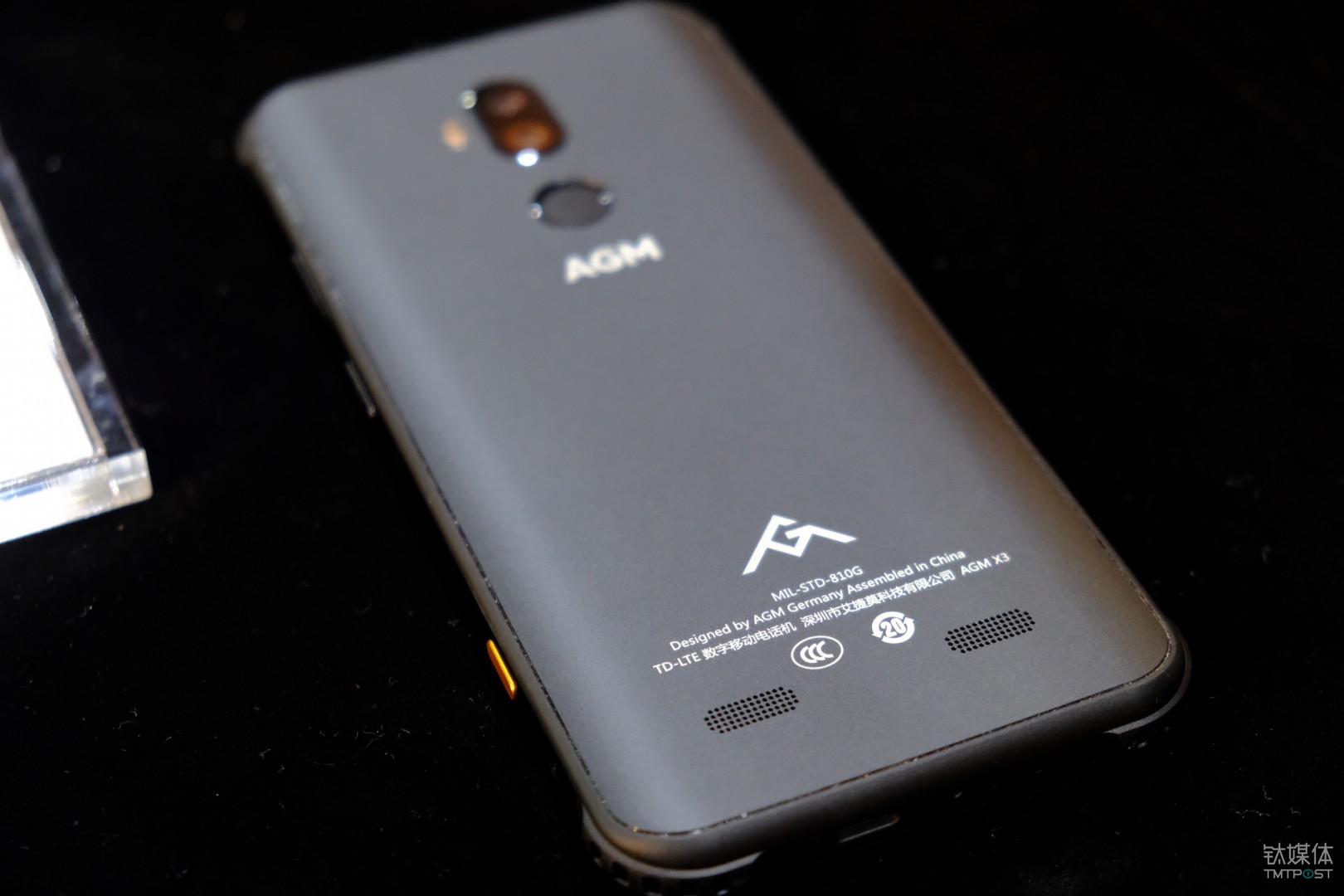 高性能&amp;轻薄兼具，AGM X3 可能是最“不户外”的户外手机
