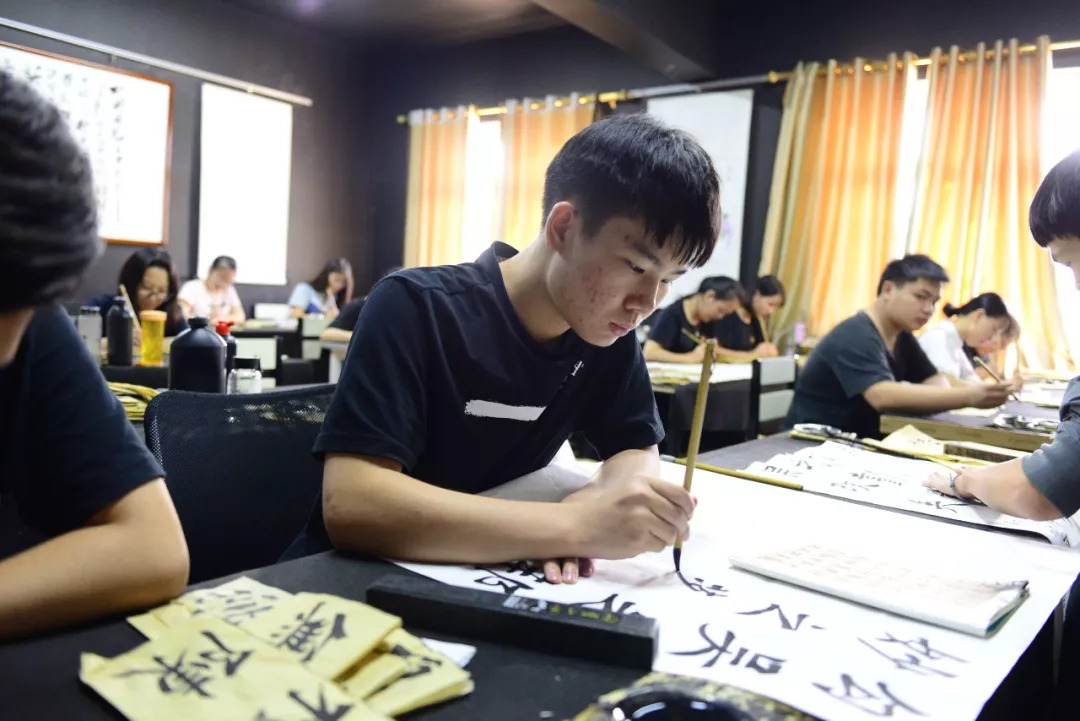 笔落人间惊风雨 字成方能泣鬼神 南北艺校书法部学生近期作品展示 汉字