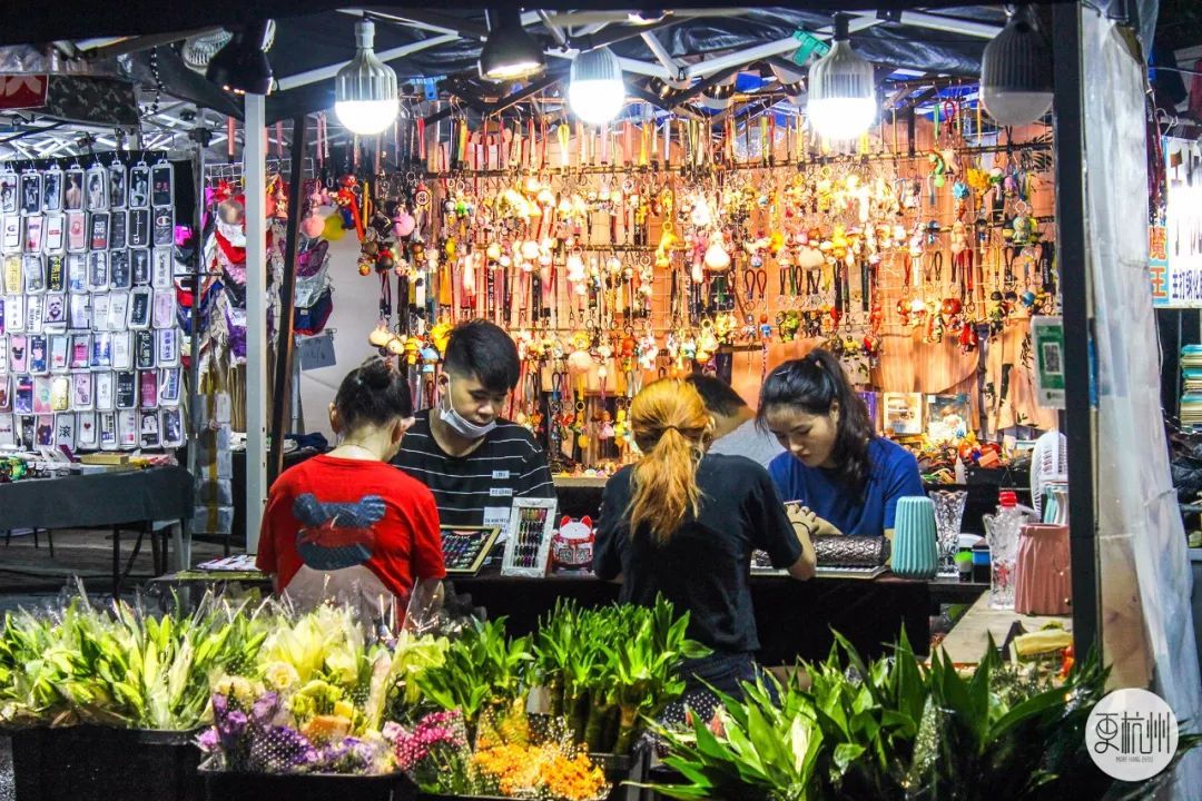 杭州夜市全攻略,淘"宝贝"寻美食,天一黑这几个地方超热闹