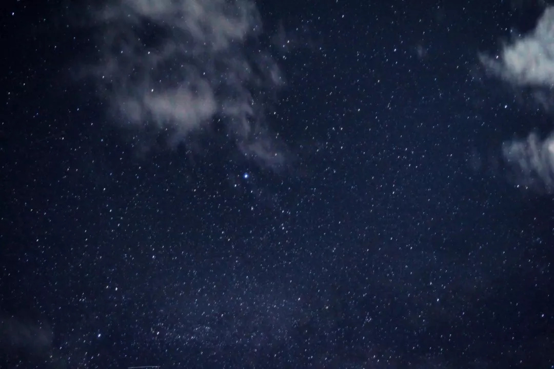 夜空中最亮的星