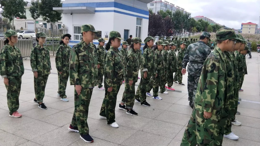 饶河农场中学军训系列报道二