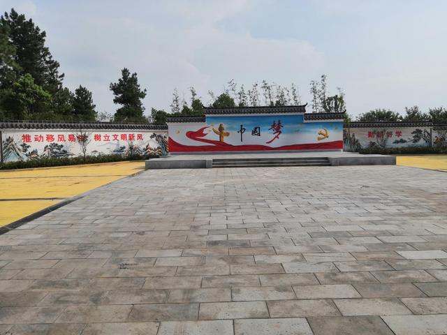庐江县罗河镇:"美丽乡村"建设让农村更美好_文化广场
