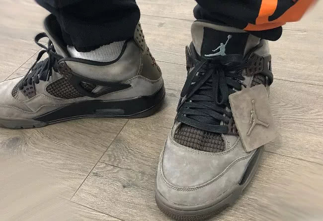 橄榄绿色travisscott x airjordan 4再曝实物图!