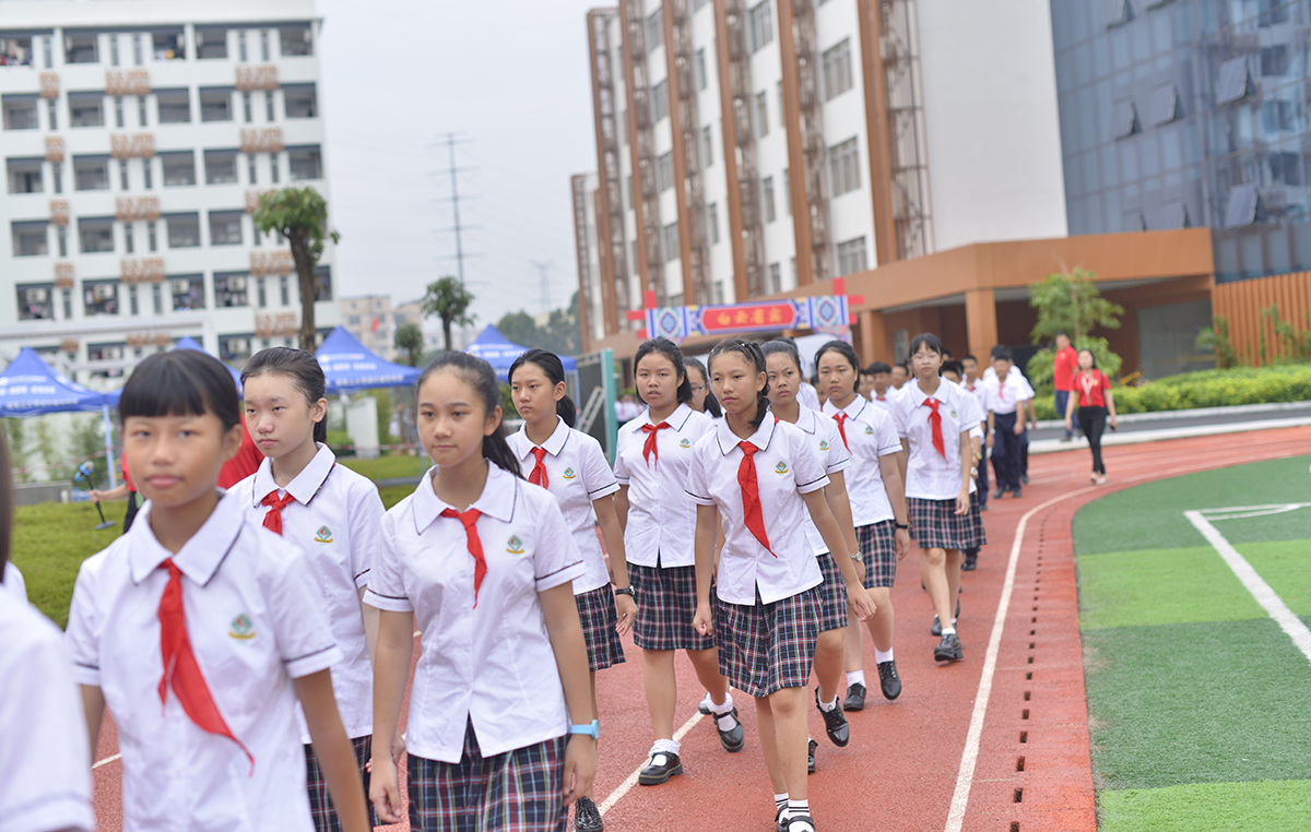 跨过"省实门", 白云区迎来了"省实娃"