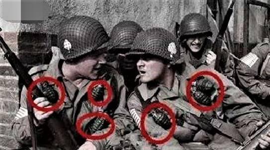 战场上,士兵常在胸前挂两颗手雷,就不怕被子弹击中后爆炸吗?