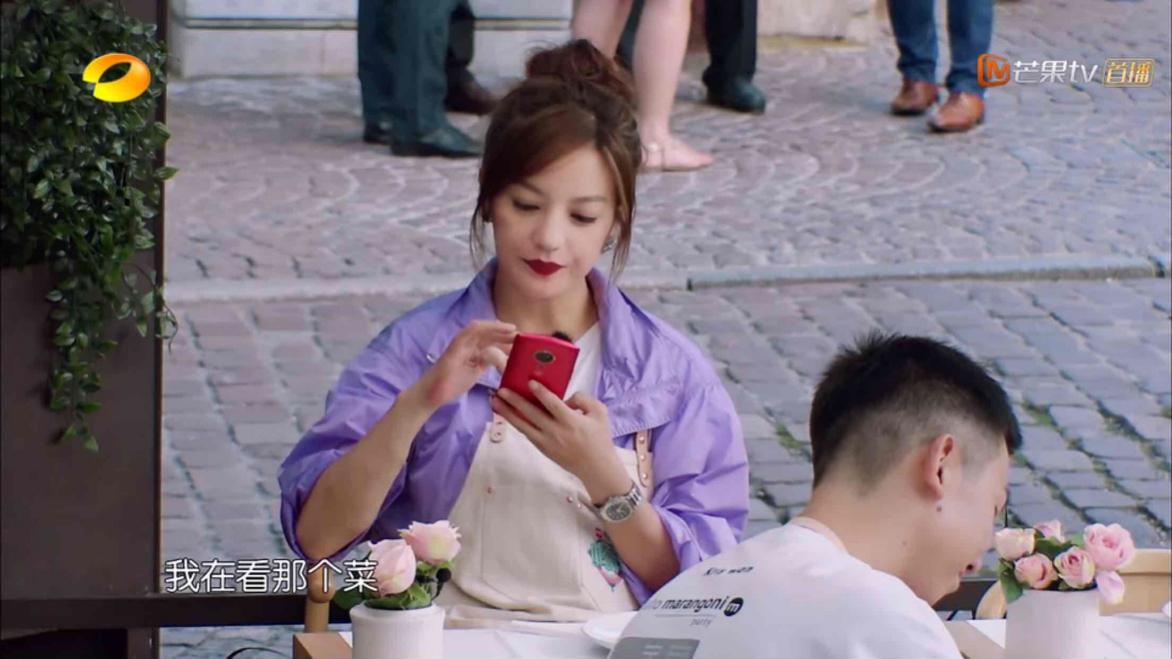《中餐厅2》迎来双重魔难，美图手机记实法式浪漫贬责一刻【数码&手机】风气中国网