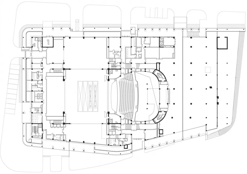 ▼大剧院剖面图