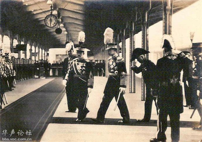 最新解密档案老照片,1935年伪满洲国皇帝溥仪访问日本_手机搜狐网