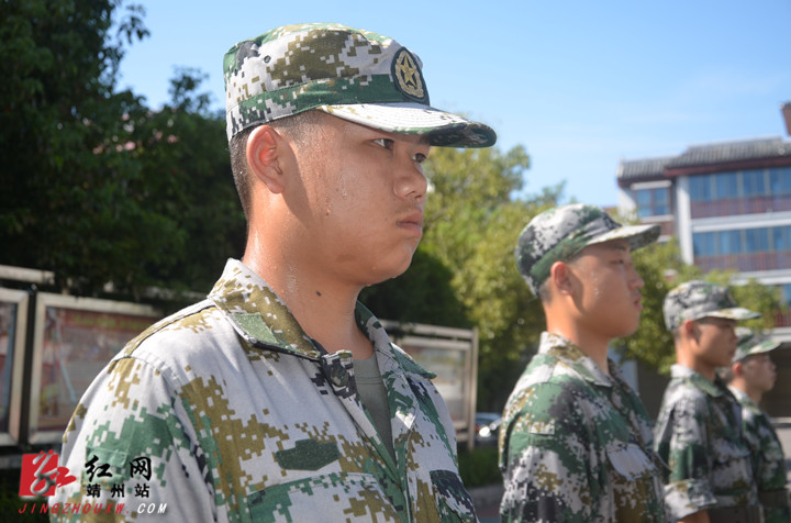 杨传华)为全面掌握新兵综合素质,确保向部队输送优质兵员,9月3日,靖州