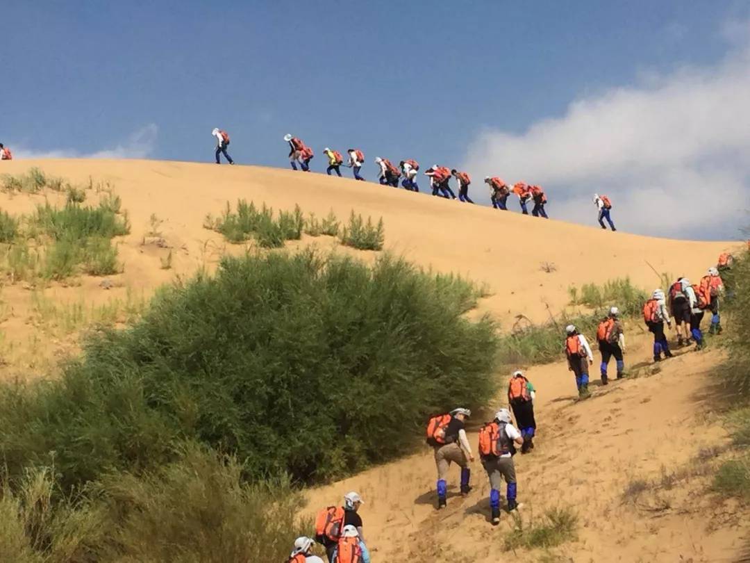 挑战之旅—徒步穿越库布齐沙漠 是天堂还是炼狱?