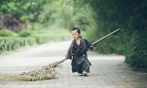 致开学:看见人间疾苦,才懂闻鸡起舞!