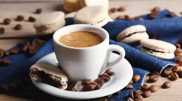 咖啡真的能提高代谢,加速脂肪分解吗?