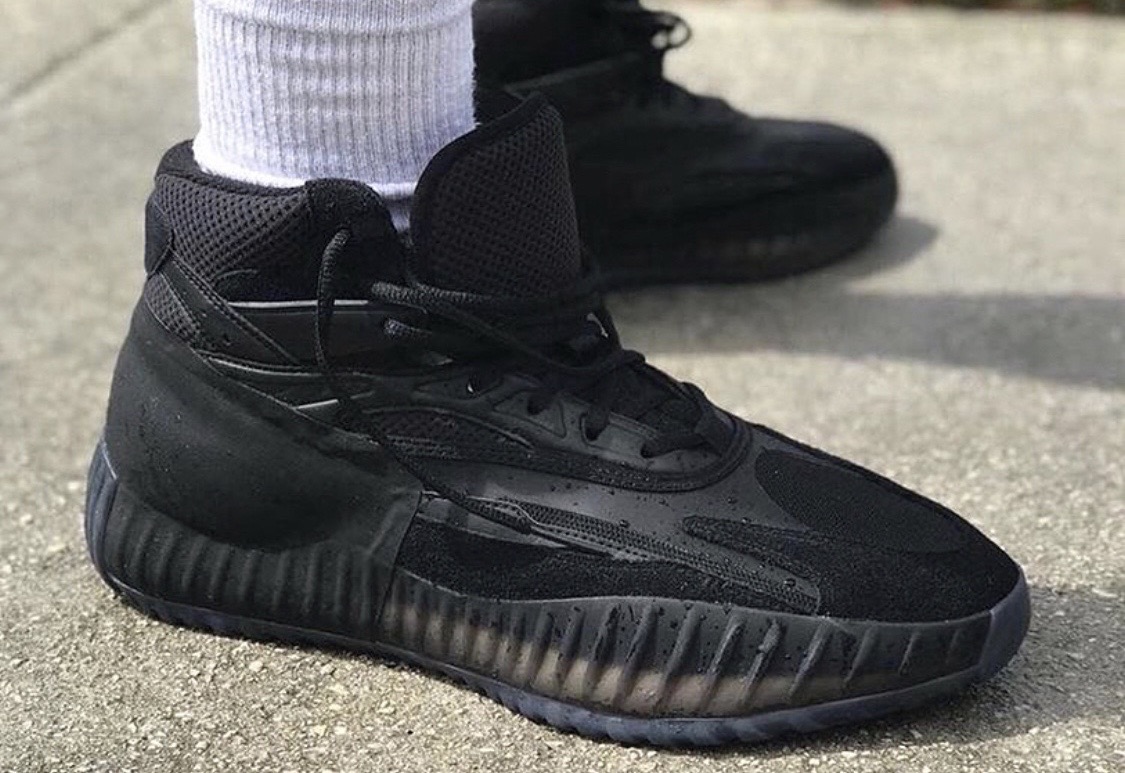 侃爷上脚yeezy basketball实物新配色曝光!