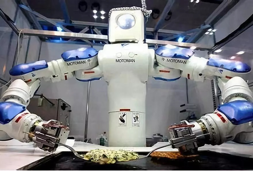餐饮业如何应对炒菜机器人?中烹协会长这样说