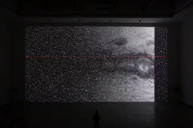 守门之作是池田亮司的多媒体作品the radar[shanghai(雷达[上海)