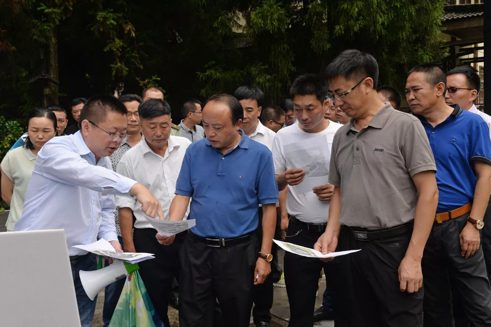 郑东来坚定不移推动坪坝营景区5a创建工作加快推进全域旅游高质量发展