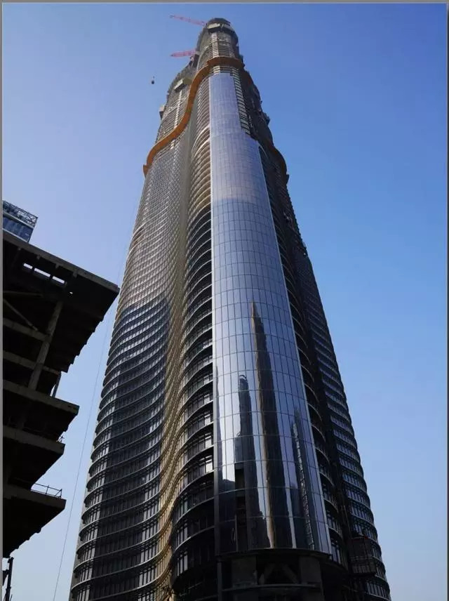 从636米到455米,开工7年的"中国第一高楼"跟武汉开了一个大玩笑!