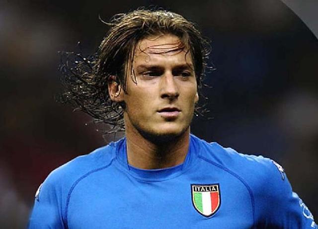 你认为巴乔托蒂皮尔洛能入选意大利国家队历史最佳阵容吗