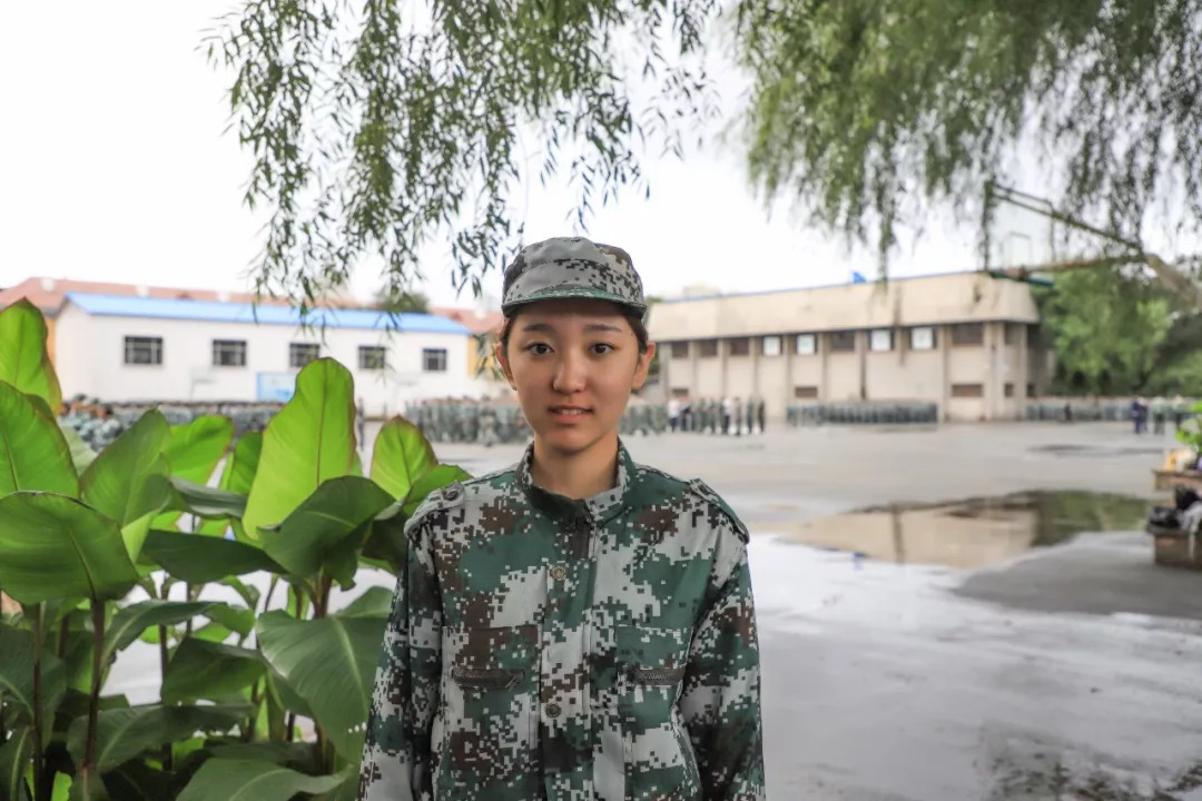 佟欣阳交通学院 运输三班钱雨彤文法学院 广告一班韩赫动资学院 动保