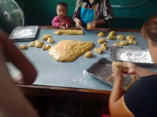 襄汾有多少人口_航拍山西襄汾东李村,全村不足500户,这样的村庄你喜欢(3)