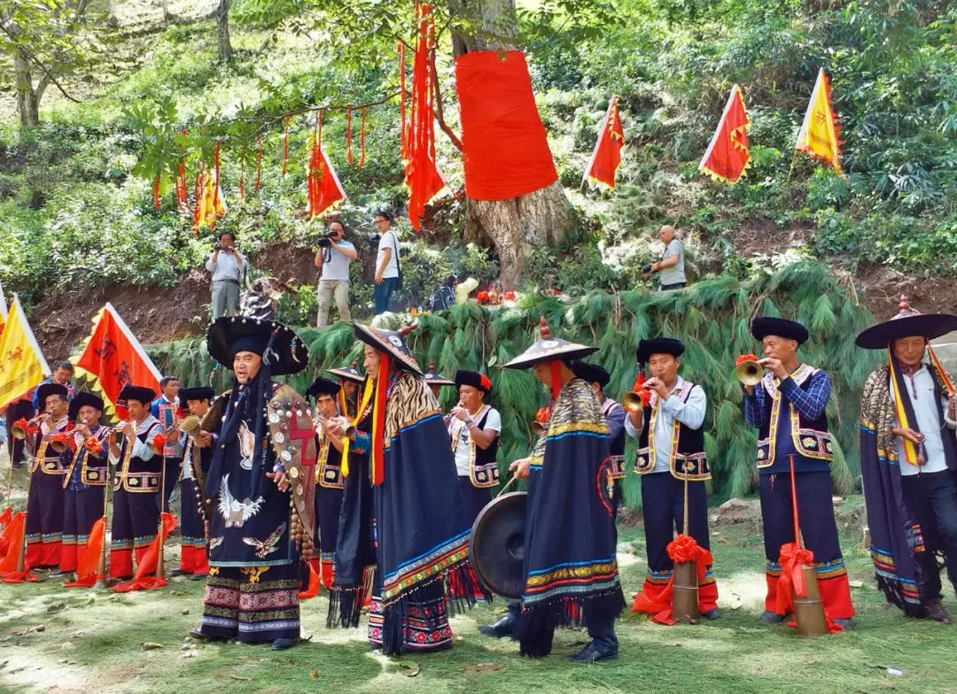 古老神秘的云南彝族"核桃祭,祈福,送灵,赎魂