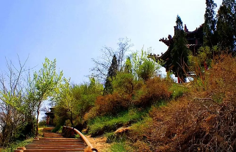 靖远还有这么美的旅游路线?周末浪走!_乌兰山