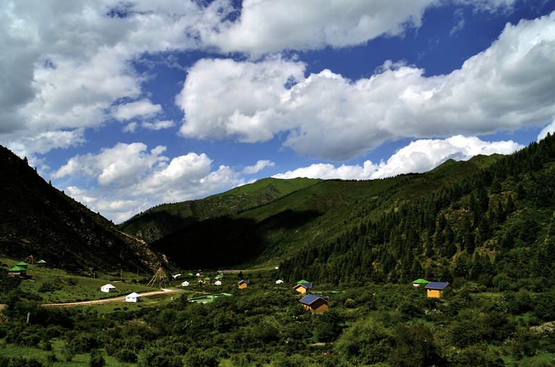 感受雪域高原神秘魅力—甘南藏族自治州夏河县西安旅游推介会举行
