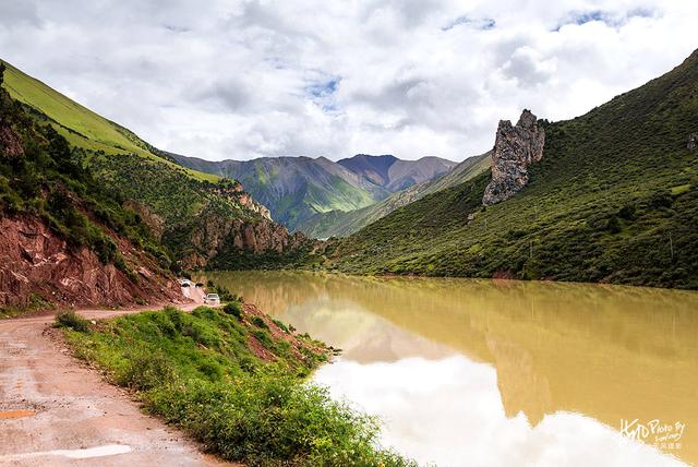 西藏秘境,独俊大峡谷,在最烂的路上看最美的风景