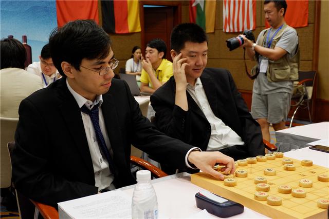 1 12 象棋大师与棋迷零距离 成都棋院院长蒋全胜 外籍棋手登台亮相