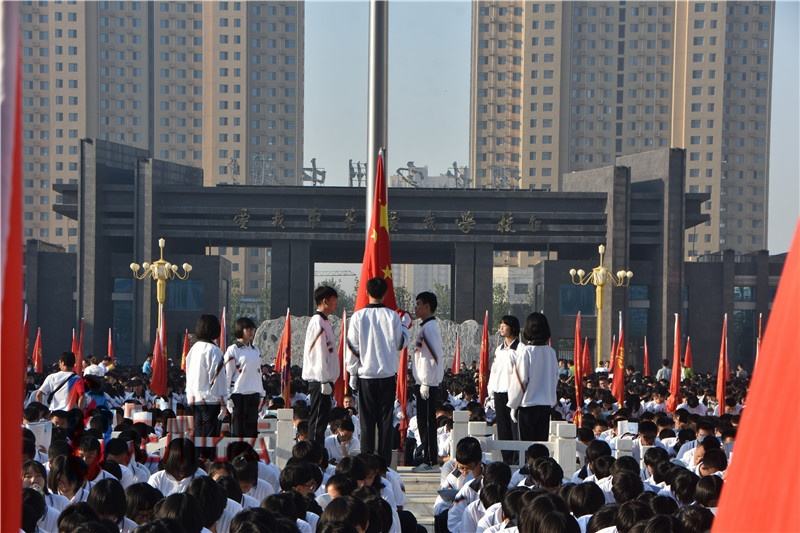 太壮观河北定州中学开学典礼现场